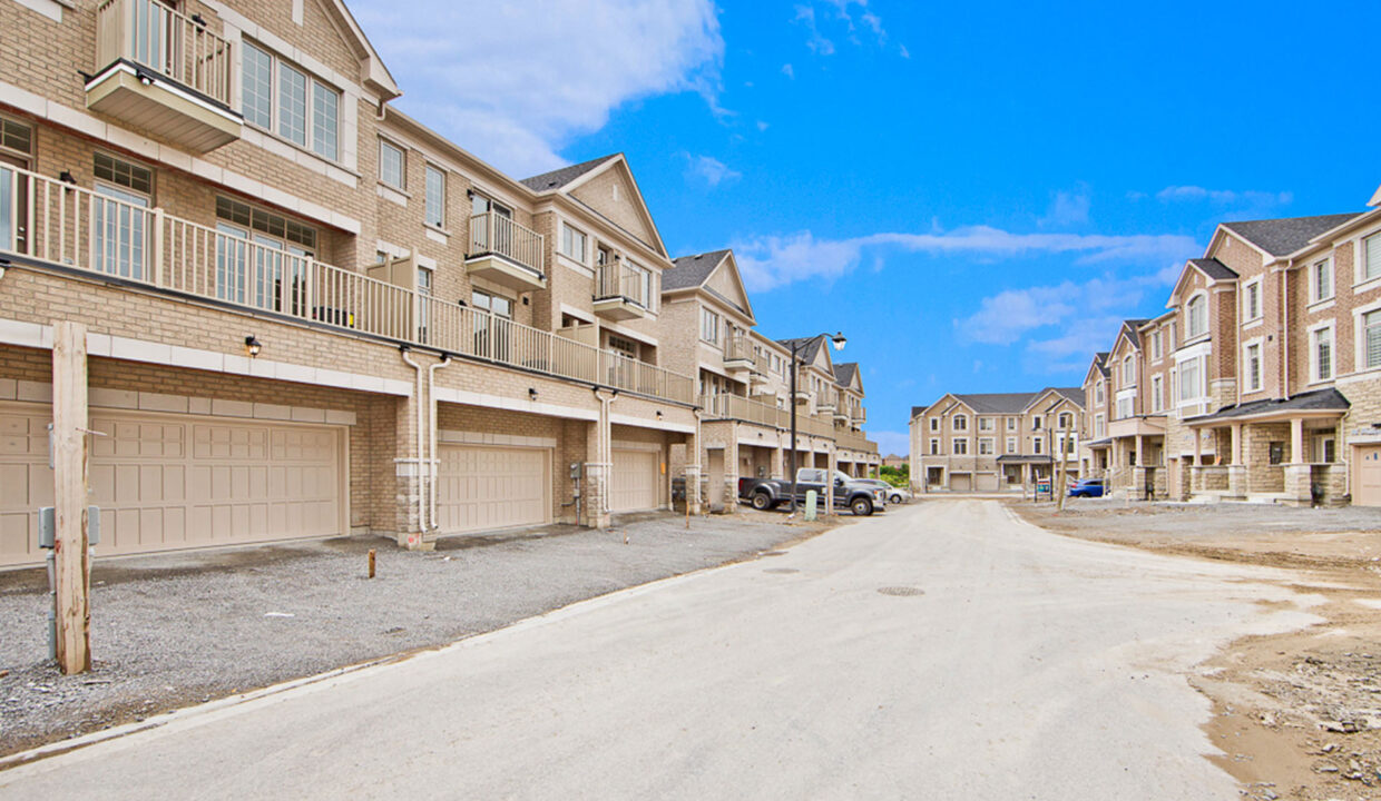 3456 Denison Street Unit-68 Markham - SJ-MLS_023